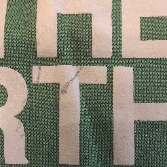 🆕 The North Face Hoodie - Picture 3 of 3